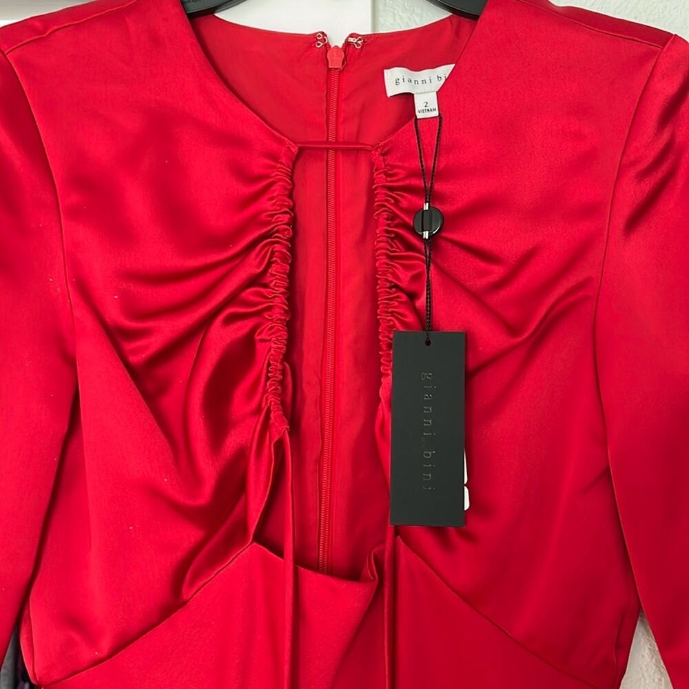 Gianni Bini Raini Satin Tie Front Long Sleeve A-Line Red Dress Size 2 - Picture 3 of 3
